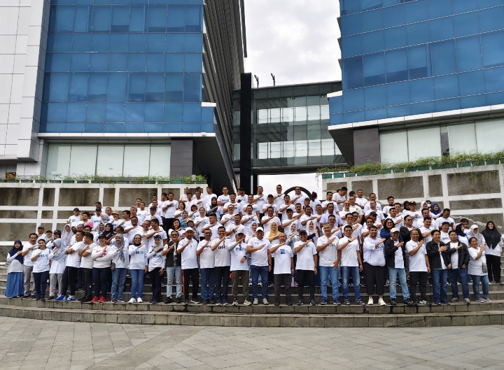 Executive Director Pelindo Regional 1 Mengucapkan Selamat Hari Buruh Intetnasional.